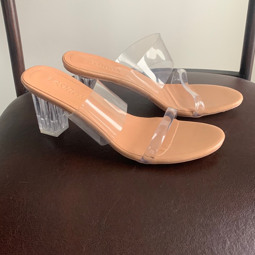 Clear heel size 7